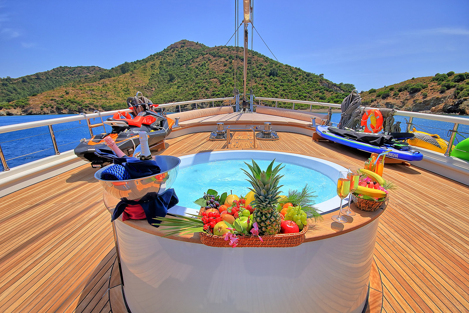QOS FOREDECK (17)